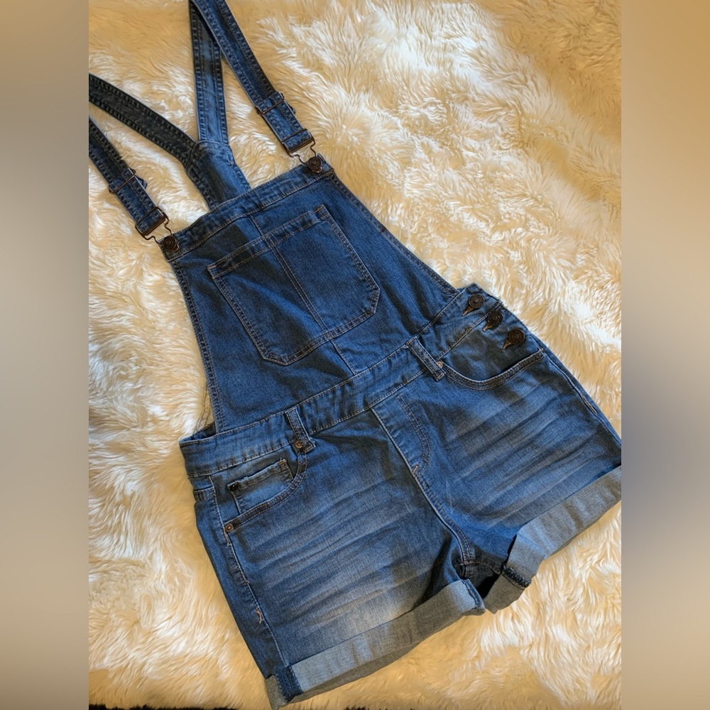 NWOT lulus small overalls/shortalls